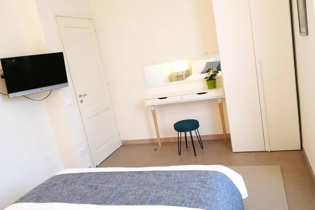 Appartement Charming & Spacious Florentine Just Two Mins From Tram Stop *