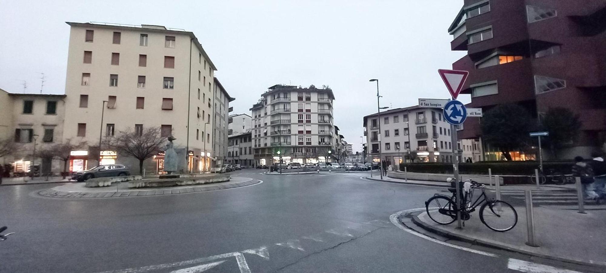 Appartement Charming & Spacious Florentine Just Two Mins From Tram Stop *