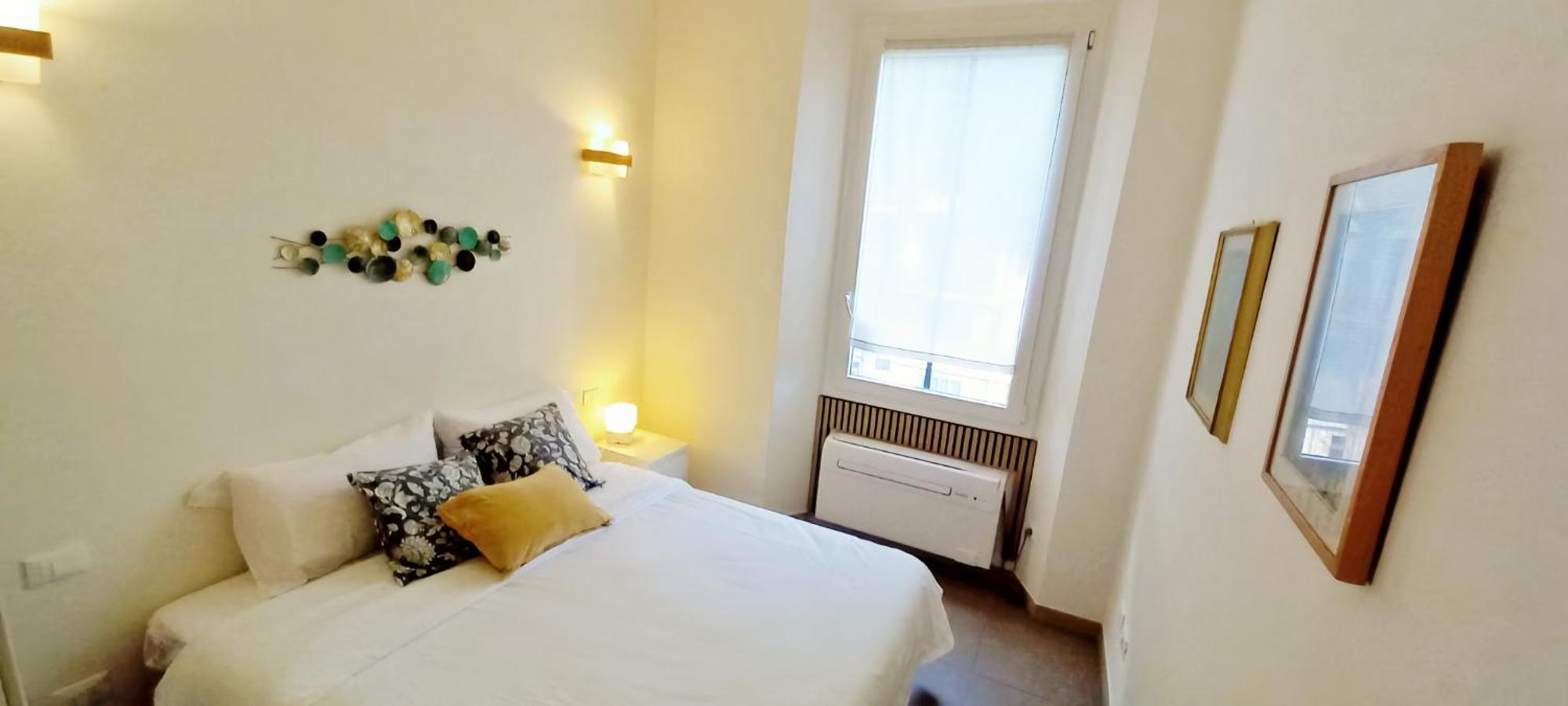 Charming & Spacious Florentine Just Two Mins From Tram Stop Appartement Florence