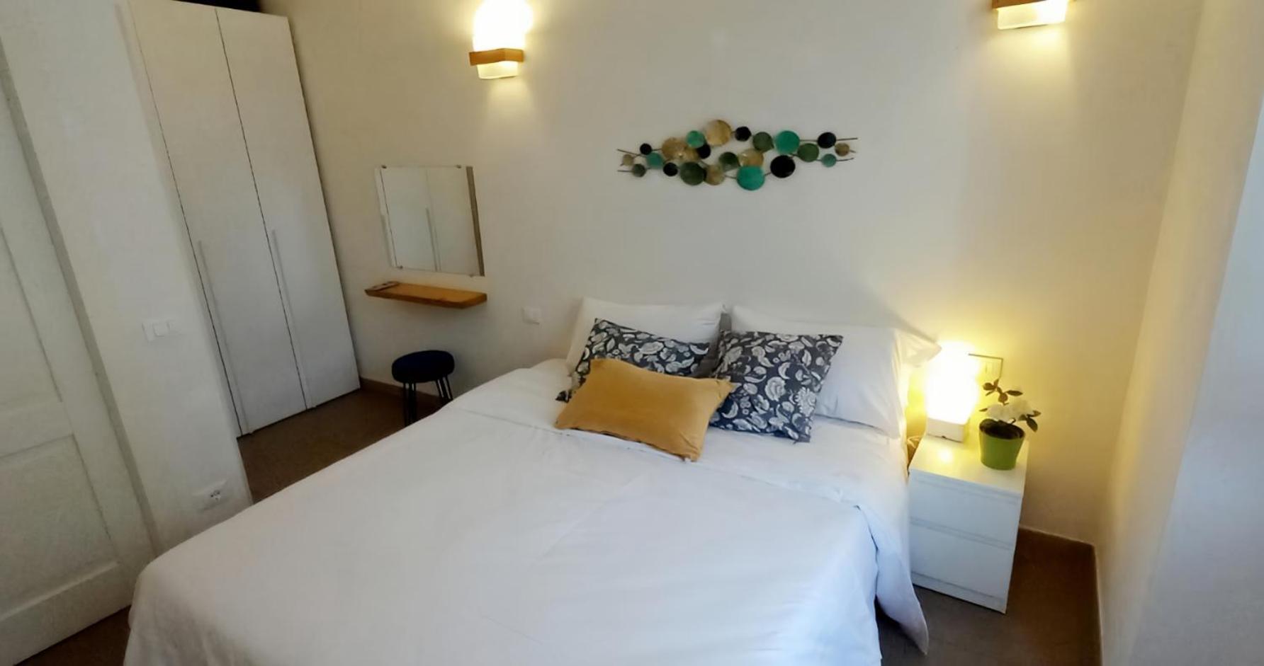 Appartement Charming & Spacious Florentine Just Two Mins From Tram Stop Florence